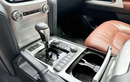 Toyota Land Cruiser 200, 2018 год, 5 400 000 рублей, 19 фотография