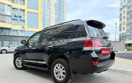 Toyota Land Cruiser 200, 2018 год, 5 400 000 рублей, 11 фотография