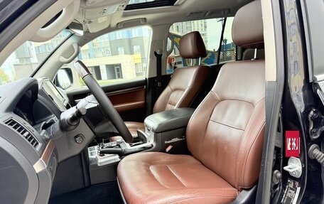 Toyota Land Cruiser 200, 2018 год, 5 400 000 рублей, 15 фотография