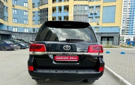 Toyota Land Cruiser 200, 2018 год, 5 400 000 рублей, 9 фотография