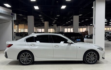 BMW 3 серия, 2022 год, 3 950 000 рублей, 4 фотография