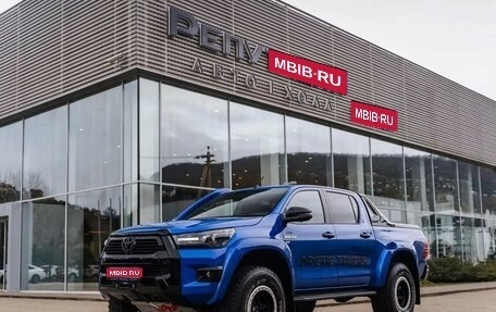 Toyota Hilux VIII, 2022 год, 7 690 000 рублей, 1 фотография