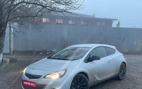 Opel Astra J, 2013 год, 900 000 рублей, 1 фотография