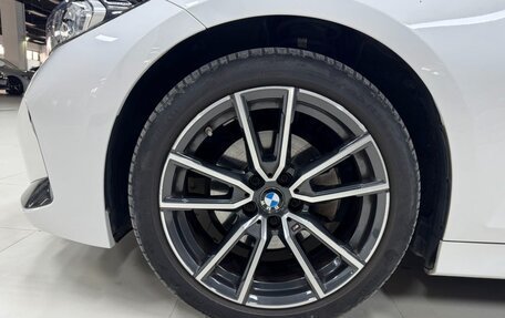 BMW 3 серия, 2022 год, 3 950 000 рублей, 10 фотография