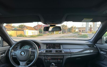 BMW 7 серия, 2014 год, 2 450 000 рублей, 23 фотография