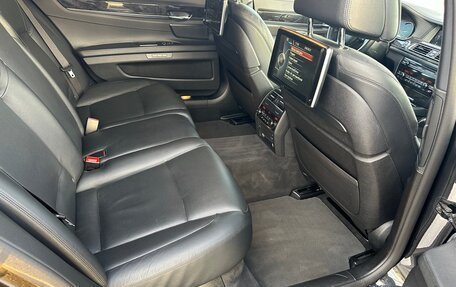 BMW 7 серия, 2014 год, 2 450 000 рублей, 17 фотография