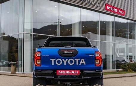 Toyota Hilux VIII, 2022 год, 7 690 000 рублей, 5 фотография