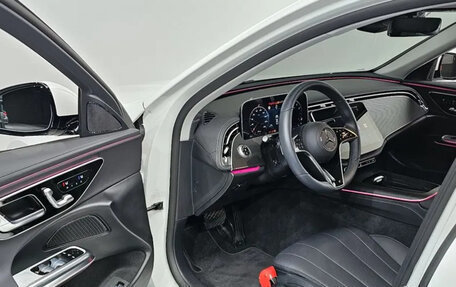 Mercedes-Benz E-Класс, 2024 год, 7 300 000 рублей, 11 фотография