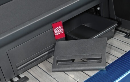 Volkswagen Multivan T6 рестайлинг, 2024 год, 16 800 000 рублей, 6 фотография