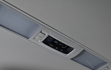 Volkswagen Multivan T6 рестайлинг, 2024 год, 16 800 000 рублей, 18 фотография