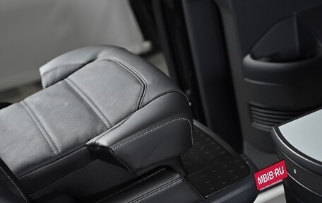 Volkswagen Multivan T6 рестайлинг, 2024 год, 16 800 000 рублей, 15 фотография