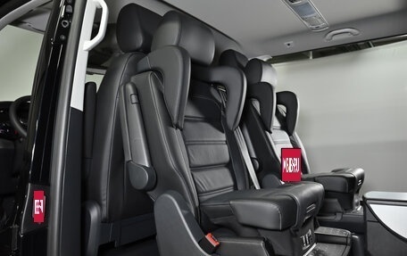 Volkswagen Multivan T6 рестайлинг, 2024 год, 16 800 000 рублей, 14 фотография