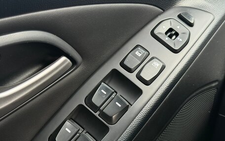 Hyundai ix35 I рестайлинг, 2012 год, 1 290 000 рублей, 19 фотография