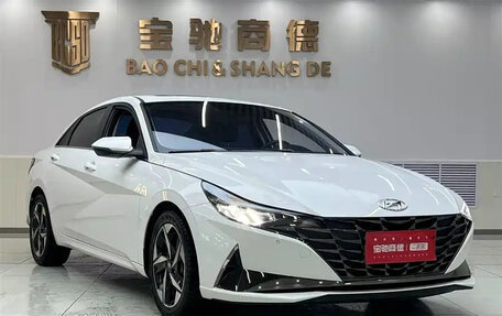 Hyundai Elantra, 2022 год, 1 400 000 рублей, 3 фотография