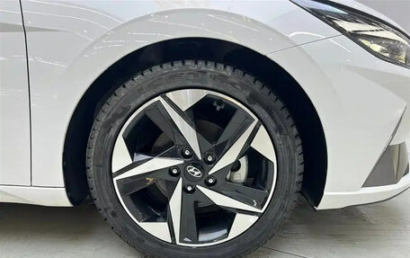 Hyundai Elantra, 2022 год, 1 400 000 рублей, 10 фотография