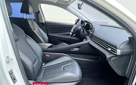 Hyundai Elantra, 2022 год, 1 400 000 рублей, 7 фотография