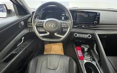 Hyundai Elantra, 2022 год, 1 400 000 рублей, 14 фотография