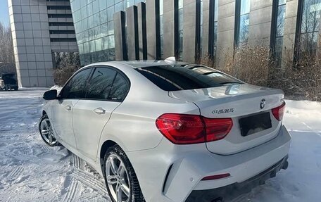 BMW 1 серия, 2022 год, 1 800 000 рублей, 6 фотография