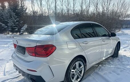 BMW 1 серия, 2022 год, 1 800 000 рублей, 4 фотография