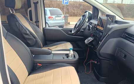 Hyundai Staria, 2021 год, 4 500 000 рублей, 11 фотография