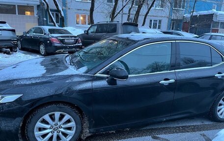 Toyota Camry, 2020 год, 2 500 000 рублей, 2 фотография