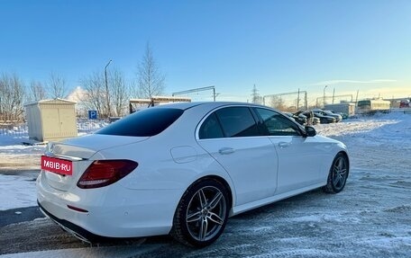 Mercedes-Benz E-Класс, 2019 год, 3 220 000 рублей, 3 фотография