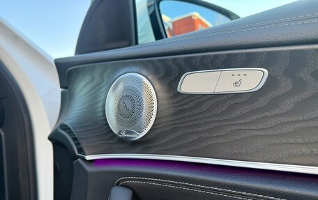 Mercedes-Benz E-Класс, 2019 год, 3 220 000 рублей, 10 фотография