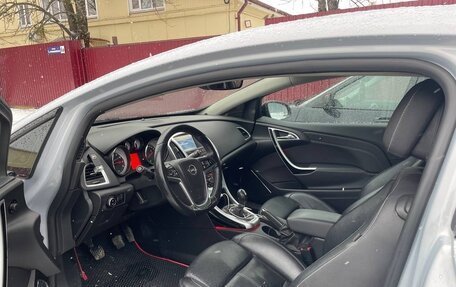 Opel Astra J, 2013 год, 900 000 рублей, 9 фотография