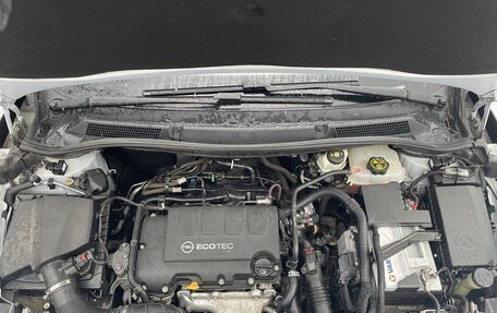 Opel Astra J, 2013 год, 900 000 рублей, 8 фотография