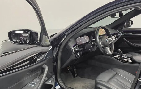 BMW 5 серия, 2023 год, 6 260 000 рублей, 11 фотография