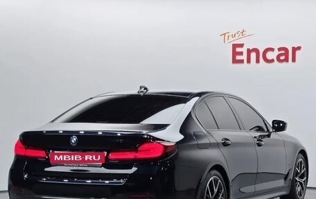 BMW 5 серия, 2023 год, 6 260 000 рублей, 2 фотография