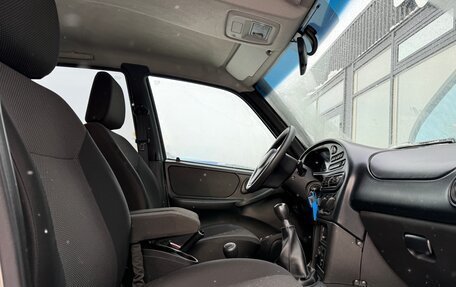 Chevrolet Niva I рестайлинг, 2017 год, 799 000 рублей, 7 фотография