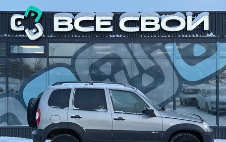 Chevrolet Niva I рестайлинг, 2017 год, 799 000 рублей, 8 фотография