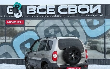 Chevrolet Niva I рестайлинг, 2017 год, 799 000 рублей, 3 фотография