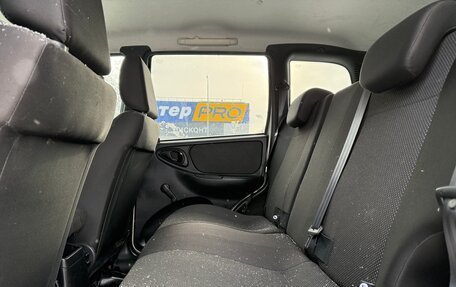 Chevrolet Niva I рестайлинг, 2017 год, 799 000 рублей, 11 фотография