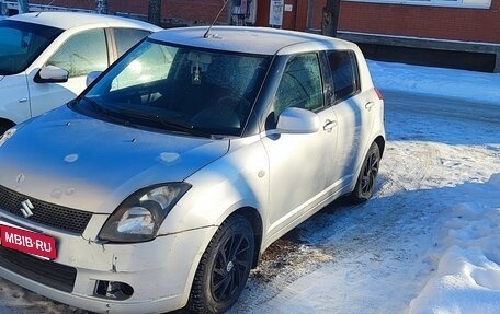 Suzuki Swift III, 2005 год, 250 000 рублей, 1 фотография