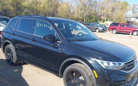 Volkswagen Tiguan II, 2024 год, 3 750 000 рублей, 1 фотография