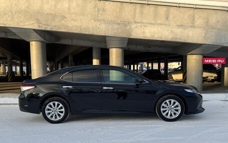 Toyota Camry, 2020 год, 2 900 000 рублей, 9 фотография