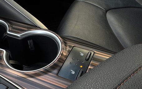 Toyota Camry, 2020 год, 2 900 000 рублей, 23 фотография