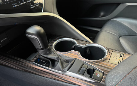 Toyota Camry, 2020 год, 2 900 000 рублей, 22 фотография