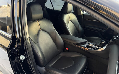 Toyota Camry, 2020 год, 2 900 000 рублей, 24 фотография