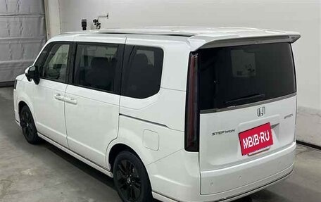 Honda Stepwgn, 2026 год, 2 365 000 рублей, 4 фотография