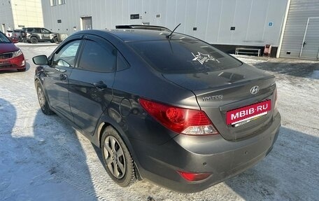 Hyundai Solaris II рестайлинг, 2013 год, 728 000 рублей, 2 фотография