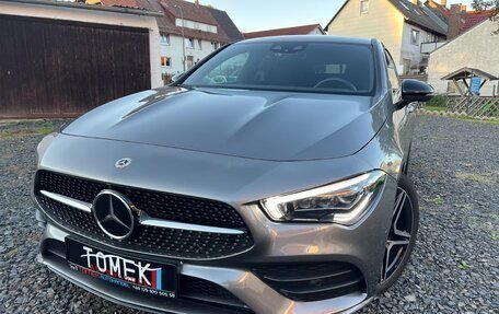 Mercedes-Benz CLA, 2022 год, 4 350 000 рублей, 2 фотография