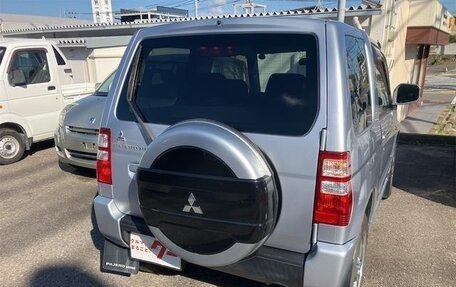 Mitsubishi Pajero Mini II, 2012 год, 570 000 рублей, 9 фотография