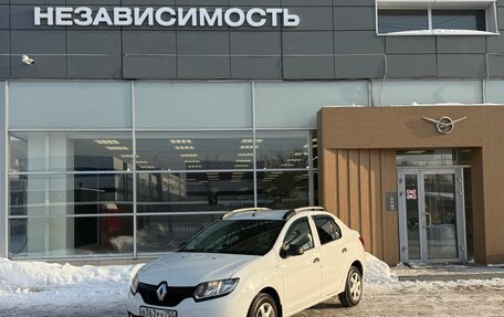 Renault Logan II, 2018 год, 790 000 рублей, 2 фотография