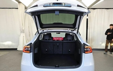 Tesla Model Y I, 2022 год, 6 950 000 рублей, 20 фотография