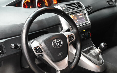 Toyota Verso I, 2012 год, 1 200 000 рублей, 14 фотография