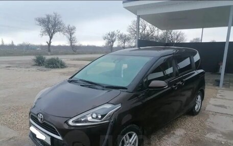 Toyota Sienta II, 2017 год, 1 670 000 рублей, 1 фотография