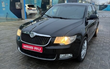 Skoda Superb III рестайлинг, 2010 год, 800 000 рублей, 1 фотография